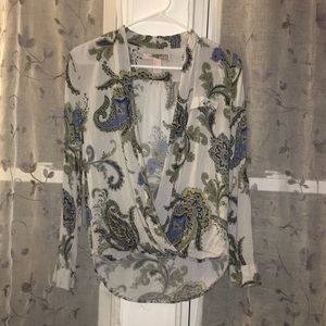 Dressy long sleeves shirt